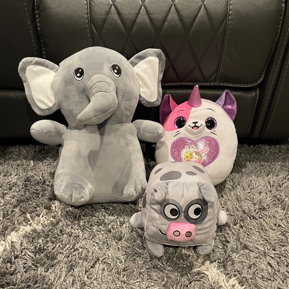 Plushie Stuffed Animal Bundle Elephant Unicorn Pig Squishy Soft Lovable - Picture 1 of 9
